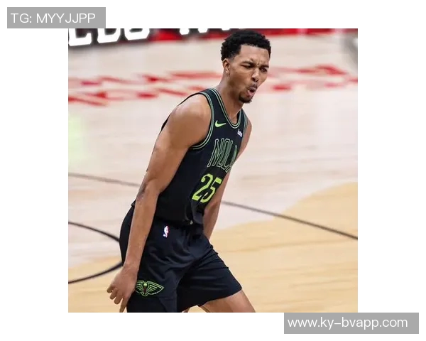 锡安评价墨菲的扣篮能力与风格:隔扣虽帅但还有提升空间